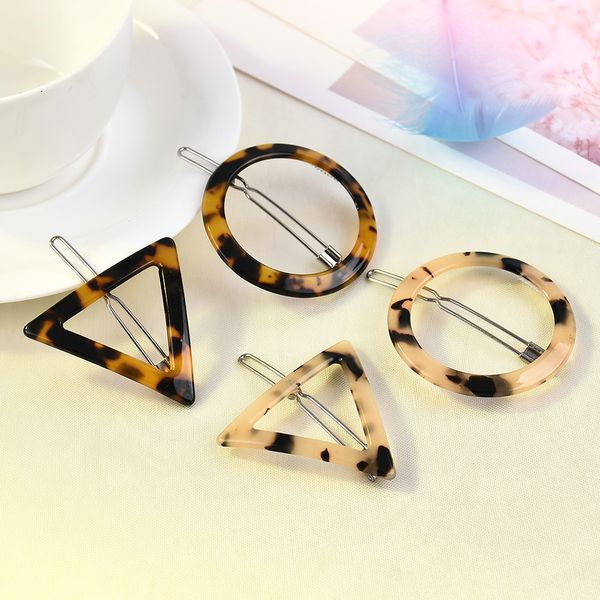 fashion 2019 women leopard geometry triangle round hairpin hair clip wedding hair accessories wholesale, Golden;white
fashion 2019 women leopard geometry triangle round hairpin hair clip wedding hair accessories wholesale, Golden;white