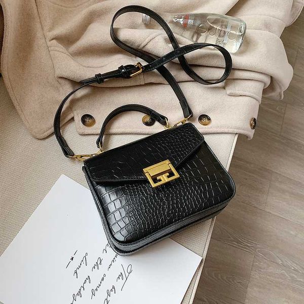 classic women tote bags crocodile pattern new vintage square messenger bags fashion luxury shoulder crossbody brand
classic women tote bags crocodile pattern new vintage square messenger bags fashion luxury shoulder crossbody brand