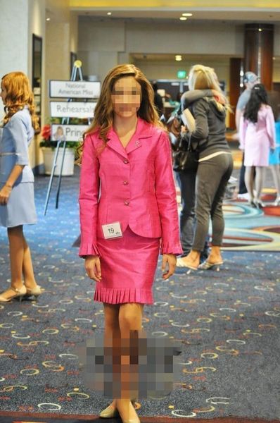 2019 custom little girls pageant dresses national interview suits beauty for girls short pageant dresses kids prom gowns teens two piece, White;red
2019 custom little girls pageant dresses national interview suits beauty for girls short pageant dresses kids prom gowns teens two piece, White;red