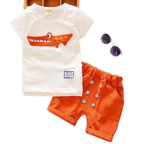 2 pcs/set summer boys suit cotton kids short sleeve t-shirt + short pants crocodile pattern, White
2 pcs/set summer boys suit cotton kids short sleeve t-shirt + short pants crocodile pattern, White