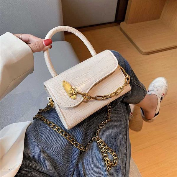 retro solid color female crossbody bag for women pu leather handbag sac a main ladies shoulder bag
retro solid color female crossbody bag for women pu leather handbag sac a main ladies shoulder bag
