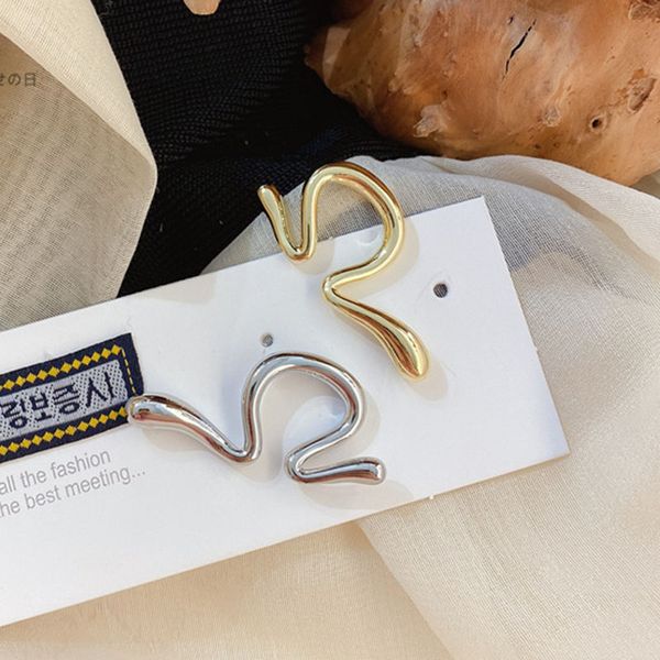 gothic korean silver/gold color irregular geometric wave earcuff no piercing ear cuff clip on earrings women fashion jewelry new
gothic korean silver/gold color irregular geometric wave earcuff no piercing ear cuff clip on earrings women fashion jewelry new