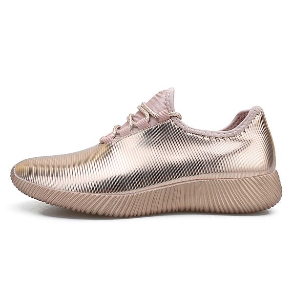 the 1815 special mirror material is stylish and beautiful. the shoe lace is strong in tension and easy to wear. the sole is made of 3d and l, Black
the 1815 special mirror material is stylish and beautiful. the shoe lace is strong in tension and easy to wear. the sole is made of 3d and l, Black