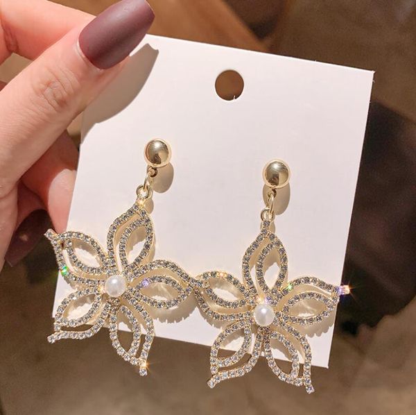 new designer earrings heart designer jewelry luxury designer jewelry women earrings flower diamond earrings alloy rhinestone ladies er30668, Silver
new designer earrings heart designer jewelry luxury designer jewelry women earrings flower diamond earrings alloy rhinestone ladies er30668, Silver