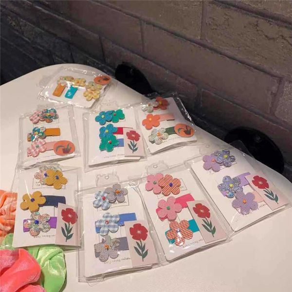 korean version of the new princess style flower hairpin sweet cute cloth simple bangs hair accessories, Slivery;white
korean version of the new princess style flower hairpin sweet cute cloth simple bangs hair accessories, Slivery;white