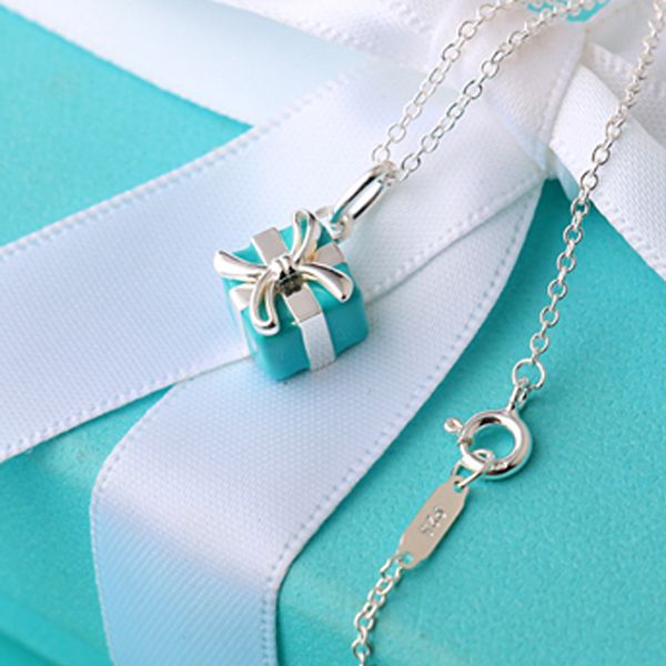 2019 горячая мода роскошный дизайнер ювелирных изделий женщин Ожерелье Стерлингов
2019 горячая мода роскошный дизайнер ювелирных изделий женщин Ожерелье Стерлингов