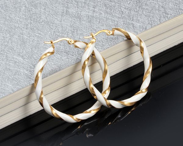 fashion- twist distort elegant gold-color hoop earrings for women stainless steel trendy jewelry statement earrings, Golden;silver
fashion- twist distort elegant gold-color hoop earrings for women stainless steel trendy jewelry statement earrings, Golden;silver