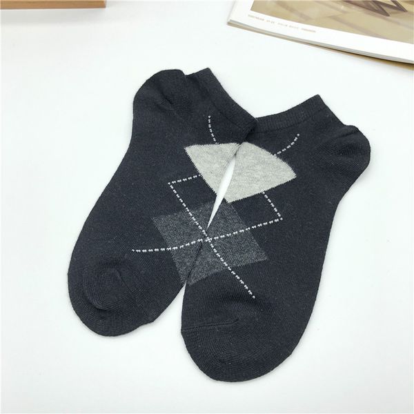 men's socks 20ss fashion mens sport short cotton blend comfortable teenagers student underwear, Black
men's socks 20ss fashion mens sport short cotton blend comfortable teenagers student underwear, Black