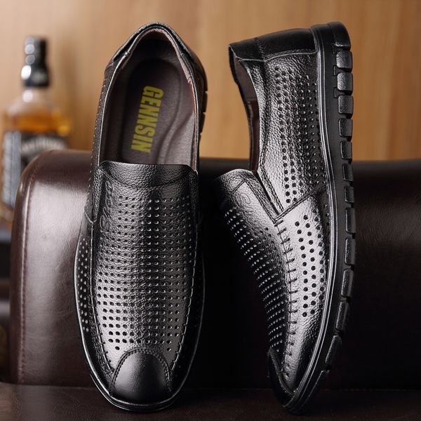 summer men's breathable casual hollow middle-aged father dad shoes old man soft bottom non-slip men's shoes, Black
summer men's breathable casual hollow middle-aged father dad shoes old man soft bottom non-slip men's shoes, Black