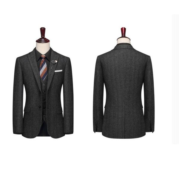 2019 black groom tuxedos wedding suits groomsmen man for young man prom suits custom made (jacket+vest+tie), Black;gray
2019 black groom tuxedos wedding suits groomsmen man for young man prom suits custom made (jacket+vest+tie), Black;gray