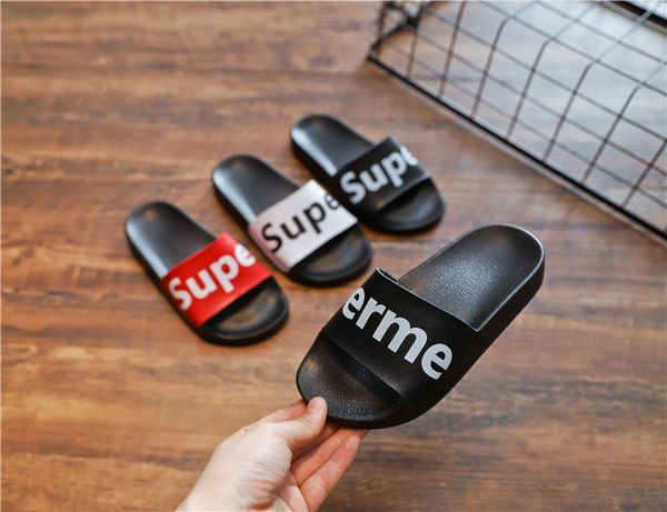 kid luxury slippers designer flip flop boys teen luxury slipper girls teen shoes 2019 summer new fashion 3-color 26-37 size slipper casual, Black;grey
kid luxury slippers designer flip flop boys teen luxury slipper girls teen shoes 2019 summer new fashion 3-color 26-37 size slipper casual, Black;grey