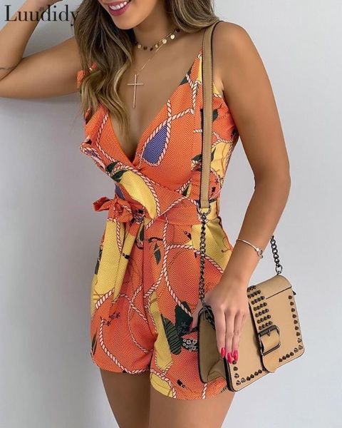 women sleeveless backless regular romper deep v print spaghetti strap belted playsuit, Black;white
women sleeveless backless regular romper deep v print spaghetti strap belted playsuit, Black;white