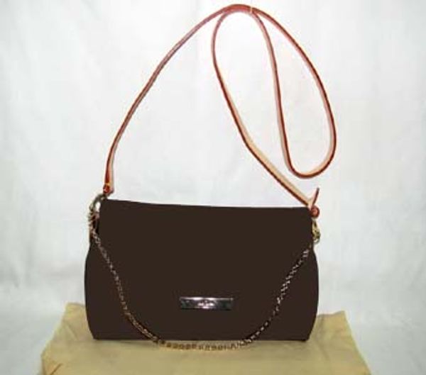 brown flower mo. favorite mm m40718 . favorite pm m40717 or cotton bag , customer designate product
brown flower mo. favorite mm m40718 . favorite pm m40717 or cotton bag , customer designate product