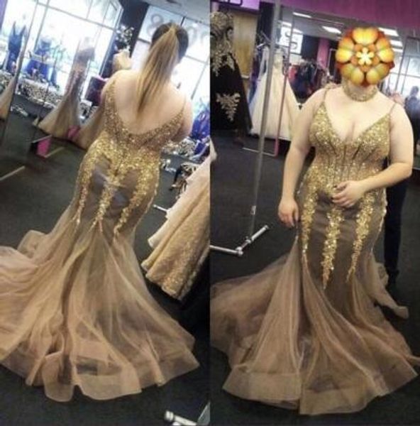 2019 gold mermaid evening dresses plus size v neck sequined formal prom dress lace appliqued beads backless pageant party gowns, Black;red
2019 gold mermaid evening dresses plus size v neck sequined formal prom dress lace appliqued beads backless pageant party gowns, Black;red