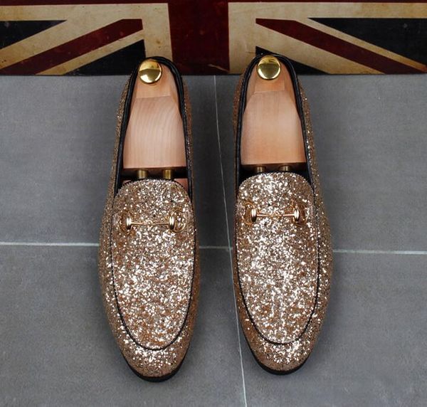 2018 new men brand designer shine pointed metal buckle formal shoes male homecoming dress wedding prom sapato social masculino eur37-44 a903, Black
2018 new men brand designer shine pointed metal buckle formal shoes male homecoming dress wedding prom sapato social masculino eur37-44 a903, Black