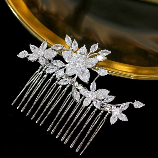 luxury zirconia flower hair accessories headdress graduation wedding hair accessories gold hair comb beauty salon jewelry hairpi, Golden;white
luxury zirconia flower hair accessories headdress graduation wedding hair accessories gold hair comb beauty salon jewelry hairpi, Golden;white