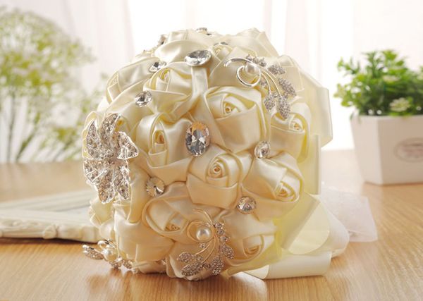 silk satin rose bridal wedding bouquet romantic wedding decoration crystal artificial flower bridesmaid bridal hand holding flowers
silk satin rose bridal wedding bouquet romantic wedding decoration crystal artificial flower bridesmaid bridal hand holding flowers