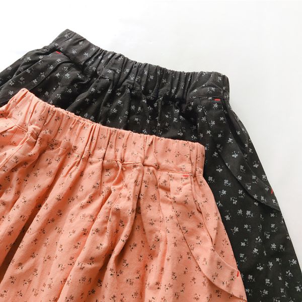 japanese 2020 summer new retro elastic waist floral cotton skirt female base skirt, Black
japanese 2020 summer new retro elastic waist floral cotton skirt female base skirt, Black