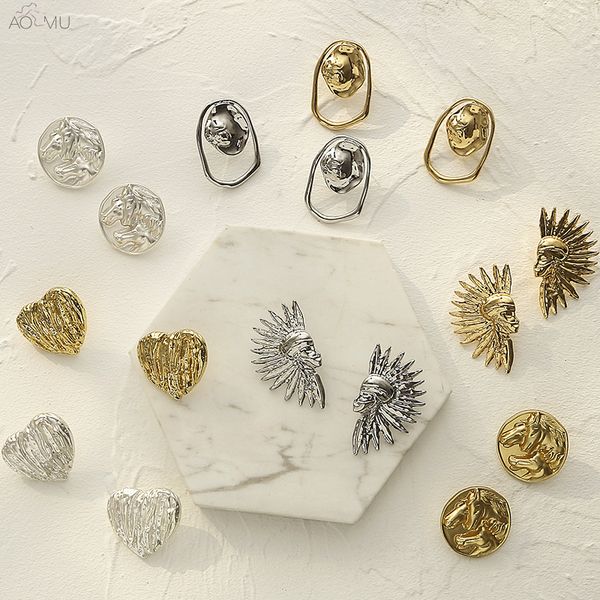 aomu exaggerate vintage distressed textured heart round irregular geometric mask mural stud earrings for women birthday gifts, Golden;silver
aomu exaggerate vintage distressed textured heart round irregular geometric mask mural stud earrings for women birthday gifts, Golden;silver
