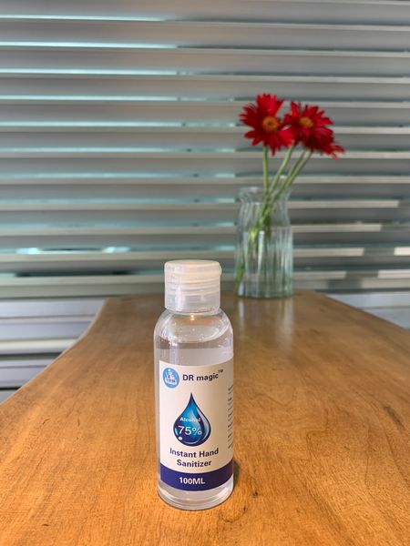 100ml hand gel 75% alcohol disposable hand sanitizer disinfecting hand protective and comfortable wash gel clean and safe fast shipping
100ml hand gel 75% alcohol disposable hand sanitizer disinfecting hand protective and comfortable wash gel clean and safe fast shipping