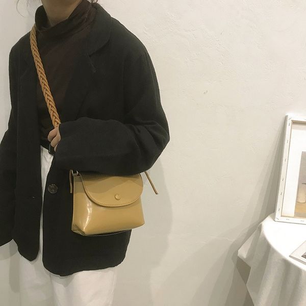 messenger bag ladies shoulder bag small fragrance style 2020 new fashion wild small square foreign style women handbags
messenger bag ladies shoulder bag small fragrance style 2020 new fashion wild small square foreign style women handbags