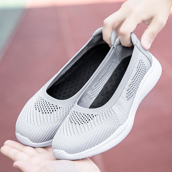 shoes women nurses summer ventilate working shoes mesh flying woven 2020 new comfortable soft bottom femmes sandales, Black
shoes women nurses summer ventilate working shoes mesh flying woven 2020 new comfortable soft bottom femmes sandales, Black