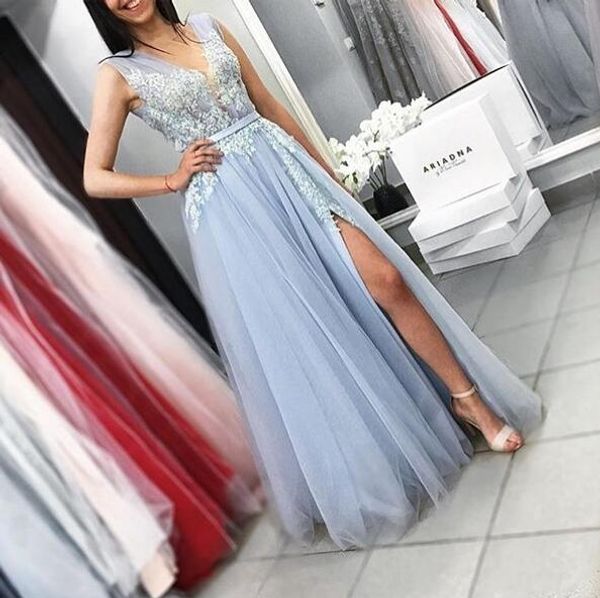 retro robe de soiree long v-neck light blue lace evening dresses sleeveless vestido de festa lace up tulle a-line prom gowns, Black;red
retro robe de soiree long v-neck light blue lace evening dresses sleeveless vestido de festa lace up tulle a-line prom gowns, Black;red