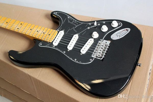 retro black body electric guitar with yellow neckmaple fretboard,chrome hardwares,offer cutmomized
retro black body electric guitar with yellow neckmaple fretboard,chrome hardwares,offer cutmomized