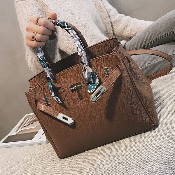 vintage fashion femele big tote bag 2019 new quality pu leather women's handbag large portable shoulder messenger bags
vintage fashion femele big tote bag 2019 new quality pu leather women's handbag large portable shoulder messenger bags