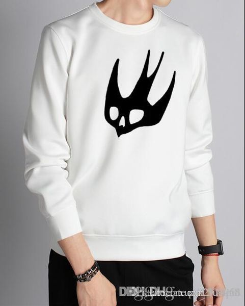 men's long-sleeved t shirt korean version of the men's wear base shirt and sweater trend of the new autumn clothes, Black
men's long-sleeved t shirt korean version of the men's wear base shirt and sweater trend of the new autumn clothes, Black
