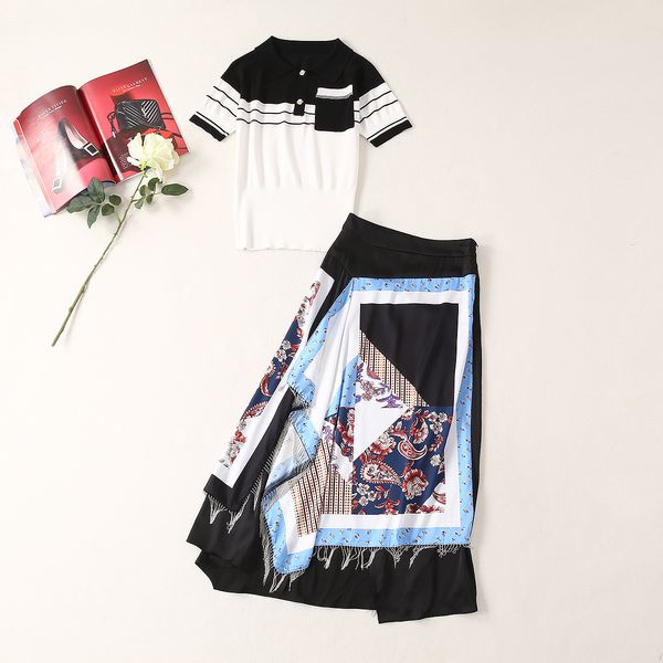 new styles for women's clothing in the summer of 2019 fashion short sleeve knit t-shirt irregular print skirt suit, White 
new styles for women's clothing in the summer of 2019 fashion short sleeve knit t-shirt irregular print skirt suit, White