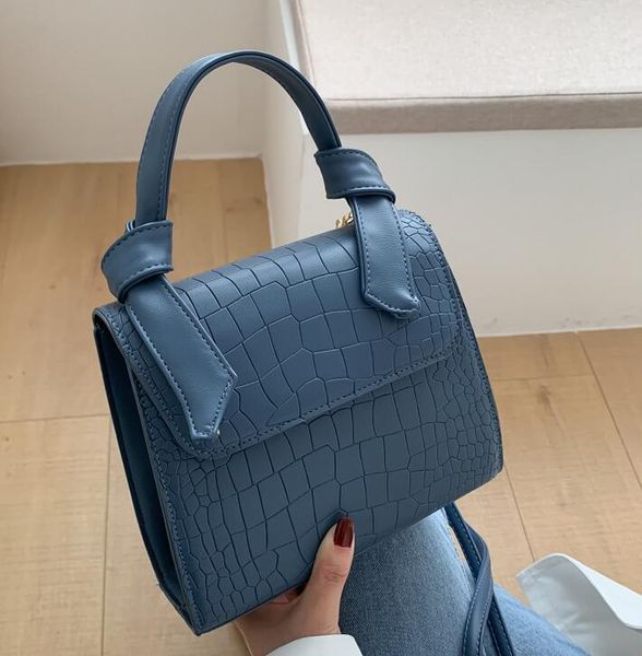 2020 alligator bag small women shoulder bags wholesale lady mini handbag pu crossbody bag
2020 alligator bag small women shoulder bags wholesale lady mini handbag pu crossbody bag