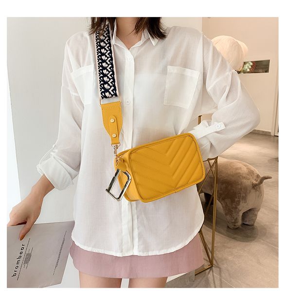 2020 new women's bags wild cross-body portable women's bags business universal ins style
2020 new women's bags wild cross-body portable women's bags business universal ins style