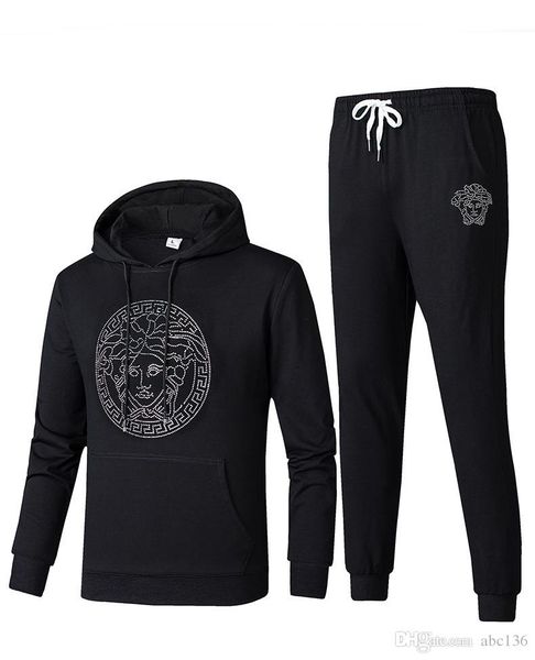 19ss autumn new men's casual sports suit tide brand long-sleeved round neck print sweater two-piece men's plus dalian hat sportswe, Gray
19ss autumn new men's casual sports suit tide brand long-sleeved round neck print sweater two-piece men's plus dalian hat sportswe, Gray