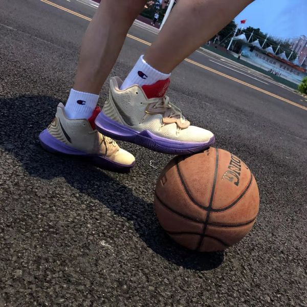 men sport shoes kyrie erwin 5s low simplified baby kids basketball shoes wear-resistant actual sneakers multicolor athletic shoes
men sport shoes kyrie erwin 5s low simplified baby kids basketball shoes wear-resistant actual sneakers multicolor athletic shoes