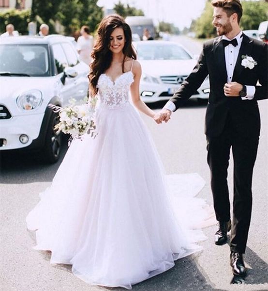 2019 robe de mariee новые длинные a-line свадебные платья милая шея спагетти с ремешком и скользящим шлейфом аппликации из тюля невесты 180, White
2019 robe de mariee новые длинные a-line свадебные платья милая шея спагетти с ремешком и скользящим шлейфом аппликации из тюля невесты 180, White
