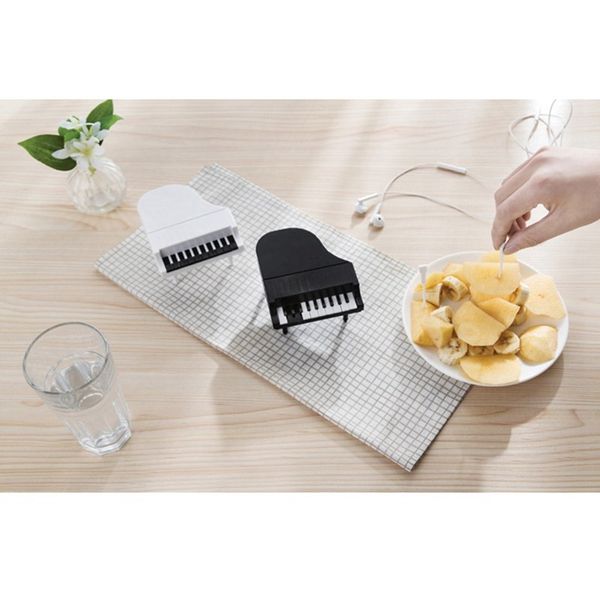 black creative piano modeling keys fruit fork home dessert cake fruit fork selection kitchen bar tableware tools forks
black creative piano modeling keys fruit fork home dessert cake fruit fork selection kitchen bar tableware tools forks