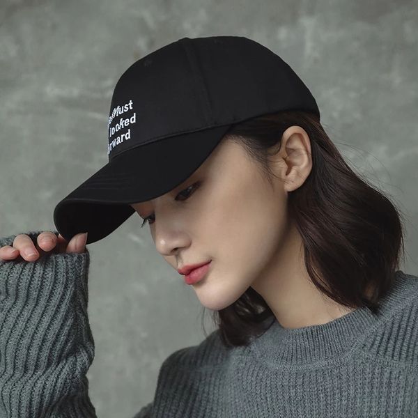 новое прибытие моды хлопок бейсболка шапка для женщин осенью открытого snapback женских вышивок letters ca casquette solid, Blue;gray
новое прибытие моды хлопок бейсболка шапка для женщин осенью открытого snapback женских вышивок letters ca casquette solid, Blue;gray