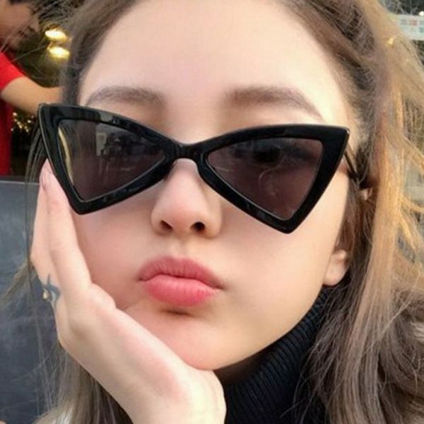 2019 vintage sunglasses women cat eye retro black sunglasses female sun glass eyewear shades oculos gafas z030, White;black
2019 vintage sunglasses women cat eye retro black sunglasses female sun glass eyewear shades oculos gafas z030, White;black