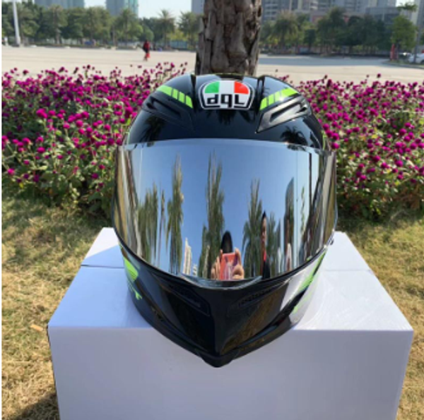 full face 2020 safe helmet racing motocross helmets single lens carbon fiber luminous motorcycle helmet
full face 2020 safe helmet racing motocross helmets single lens carbon fiber luminous motorcycle helmet