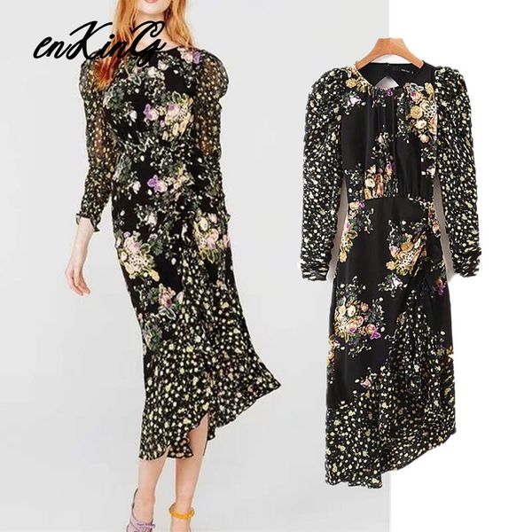 2019 england style vintage floral printing ruffles maxi dress women vestidos de fiesta de noche vestidos party dress, Black;gray
2019 england style vintage floral printing ruffles maxi dress women vestidos de fiesta de noche vestidos party dress, Black;gray