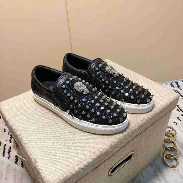 designs spike loafer dress shoes red bottom sneaker party wedding leather lace-up casual wan2, Black;red
designs spike loafer dress shoes red bottom sneaker party wedding leather lace-up casual wan2, Black;red