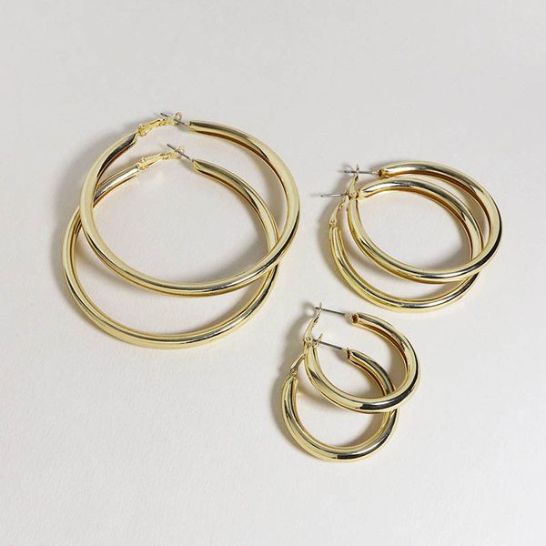 2020 new trendy ins gold polished metal big minimalism minimalist hoop earrings korean fashion chic women party jewelry, Golden;silver
2020 new trendy ins gold polished metal big minimalism minimalist hoop earrings korean fashion chic women party jewelry, Golden;silver
