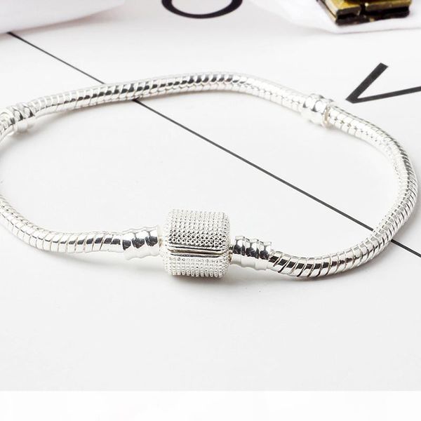 бриллиантовое кольцо оригинальной твердые 925 silver 3ммы basic snake chain fit подарки браслет diy подвеска бисер браслеты браслеты оригина, White
бриллиантовое кольцо оригинальной твердые 925 silver 3ммы basic snake chain fit подарки браслет diy подвеска бисер браслеты браслеты оригина, White