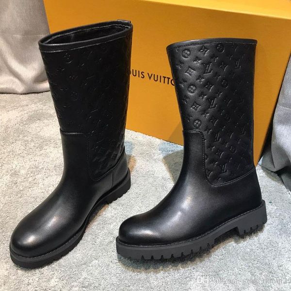 2019 new fashion luxury ladies sleeve short boots fashion comfortable soft embossed material women short boots size 35-41, Black
2019 new fashion luxury ladies sleeve short boots fashion comfortable soft embossed material women short boots size 35-41, Black