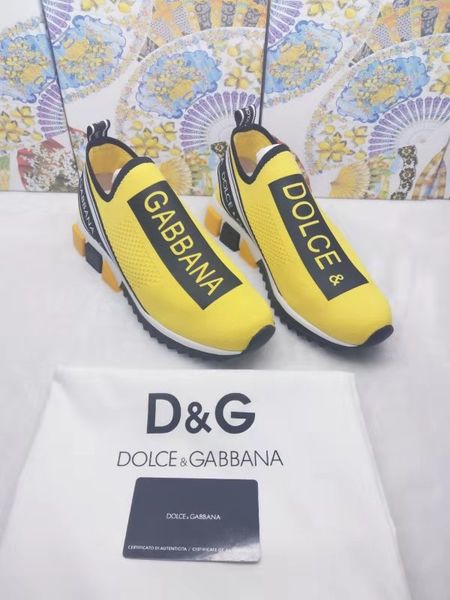 must-have branded men graffiti print fabric sorrento slip-on breathable sneaker designer women two-tone rubber micro sole casual shoes, Black;red
must-have branded men graffiti print fabric sorrento slip-on breathable sneaker designer women two-tone rubber micro sole casual shoes, Black;red