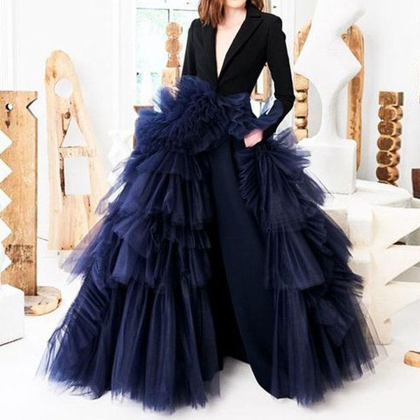 женщины комбинезоны вечерние платья с overskirts пачка многоуровневые юбки глубокий v образным вырезом с длинными рукавами платье выпускного, Black;red
женщины комбинезоны вечерние платья с overskirts пачка многоуровневые юбки глубокий v образным вырезом с длинными рукавами платье выпускного, Black;red