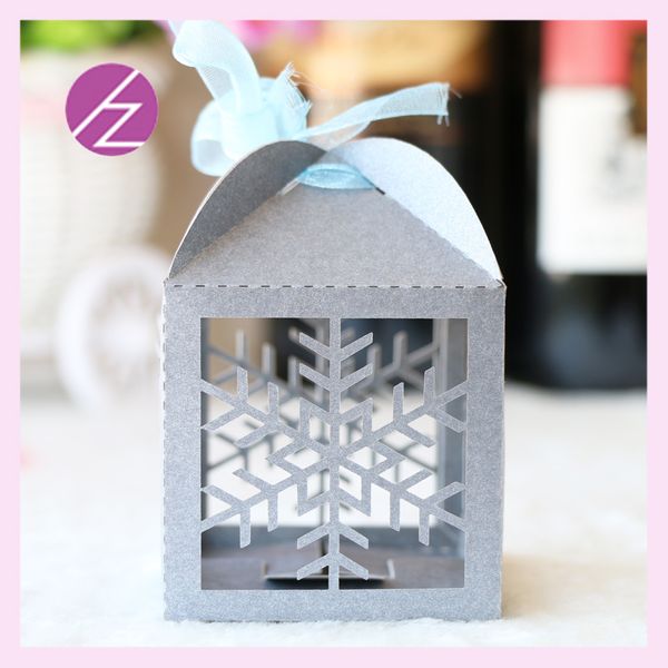 50pcs/lot snowflake theme wedding candy boxes favor holders design with ribbon birthday party theme grand events boxes
50pcs/lot snowflake theme wedding candy boxes favor holders design with ribbon birthday party theme grand events boxes