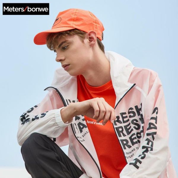 metersbonwe мужские повседневные куртки с капюшоном 2020 новое лето мужская мода спортивная куртка мужчины красивый письмо защита от солнца, Black;brown
metersbonwe мужские повседневные куртки с капюшоном 2020 новое лето мужская мода спортивная куртка мужчины красивый письмо защита от солнца, Black;brown