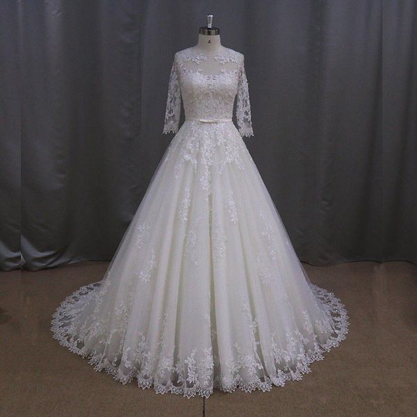 vintage tulle with lace appliques ball gown wedding dresses 2020 half sleeves wedding gowns ivory white
vintage tulle with lace appliques ball gown wedding dresses 2020 half sleeves wedding gowns ivory white